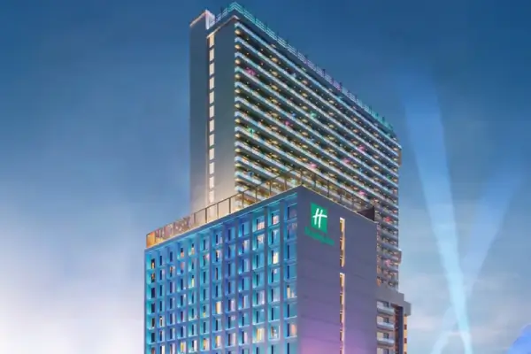 Holiday Inn Thumbnail Img2